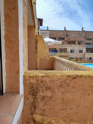Foto 2 de Piso en venta en calle Bahia Sur de 2 habitaciones con terraza y piscina