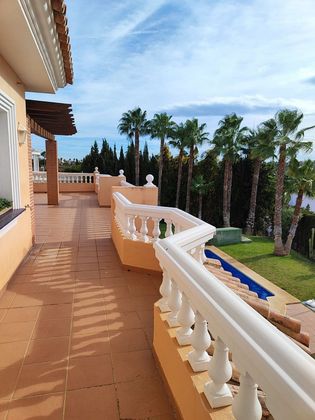 Foto 2 de Xalet en lloguer a Mijas Golf de 5 habitacions amb terrassa i piscina