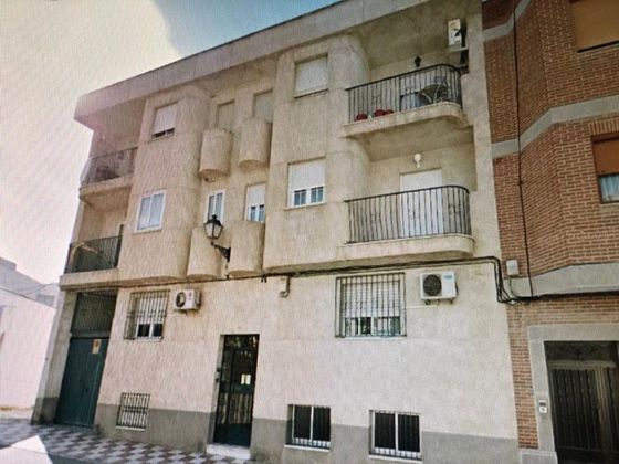 Foto 1 de Venta de piso en Torredonjimeno de 5 habitaciones con terraza y garaje