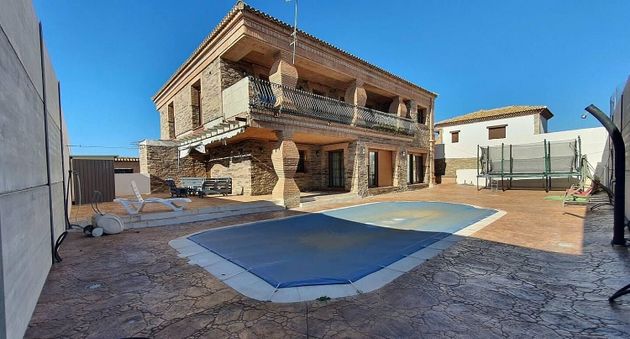 Foto 2 de Xalet en venda a Arriate de 5 habitacions amb terrassa i piscina