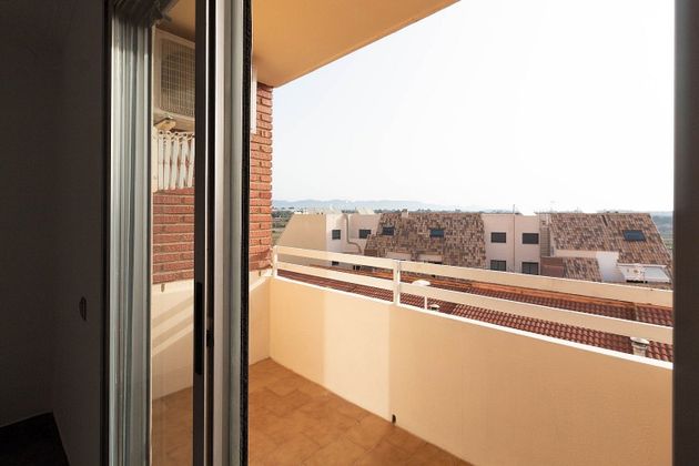 Foto 1 de Piso en venta en Casco Antiguo de 4 habitaciones con terraza y balcón