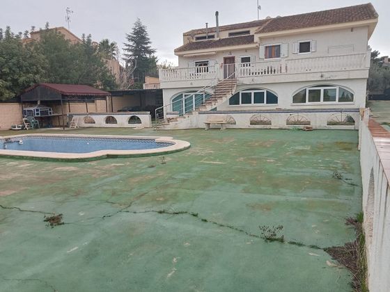Foto 2 de Chalet en venta en La Alcayna de 7 habitaciones con terraza y piscina