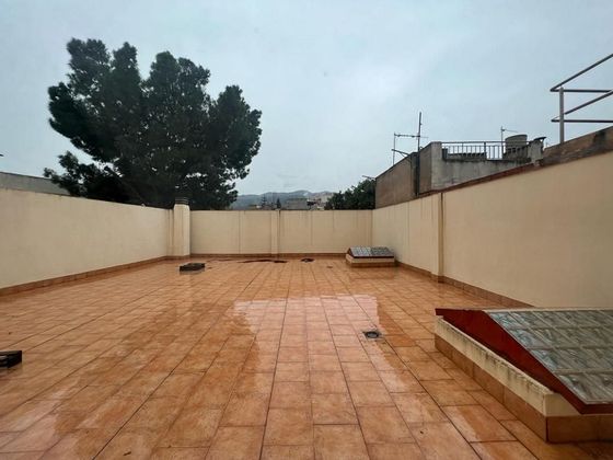 Foto 1 de Piso en venta en Alberca de 3 habitaciones con terraza y balcón