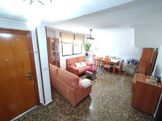 Foto 1 de Dúplex en venta en Beniaján de 4 habitaciones con terraza y garaje