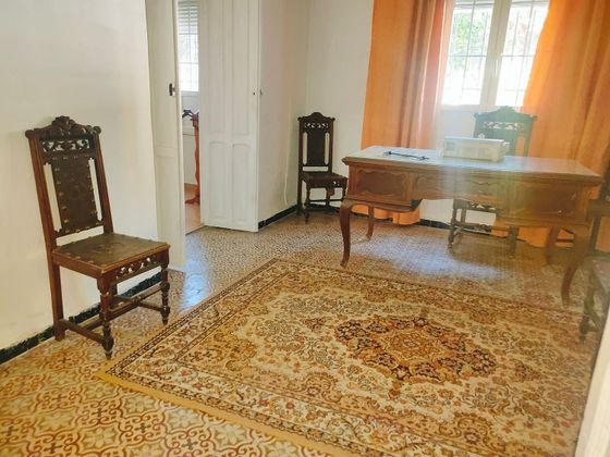 Foto 2 de Casa adossada en venda a Villanueva del Ariscal de 6 habitacions amb balcó i calefacció