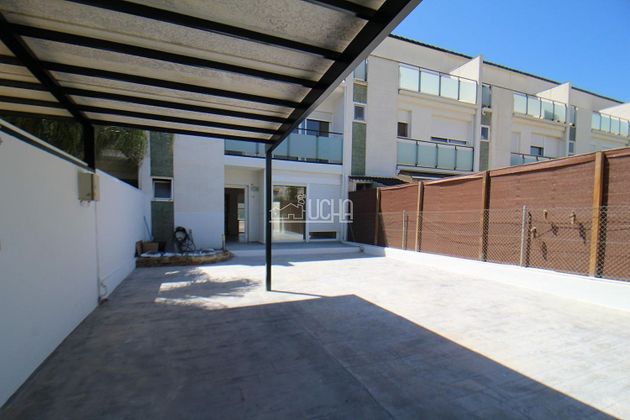 Foto 2 de Casa en lloguer a Mas Camarena de 3 habitacions amb terrassa i piscina