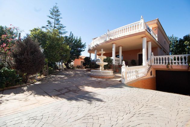 Foto 2 de Casa en venda a Turís de 6 habitacions amb terrassa i piscina