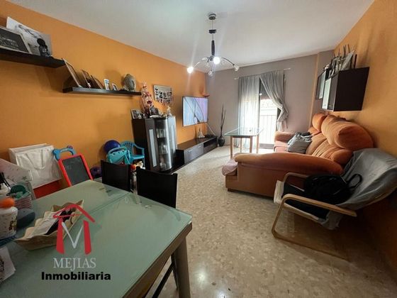 Foto 1 de Dúplex en venda a Zona de la Vega de 1 habitació amb terrassa i garatge