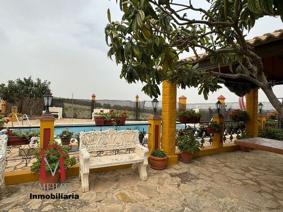 Foto 2 de Casa en venda a Zona de la Vega de 3 habitacions amb terrassa i piscina