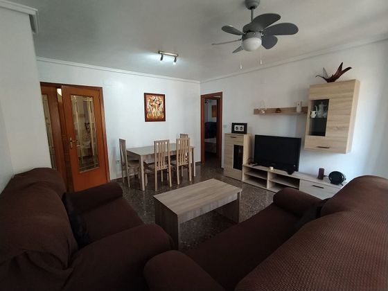 Foto 1 de Piso en alquiler en Playa Puerto de Sagunto de 2 habitaciones con muebles y aire acondicionado