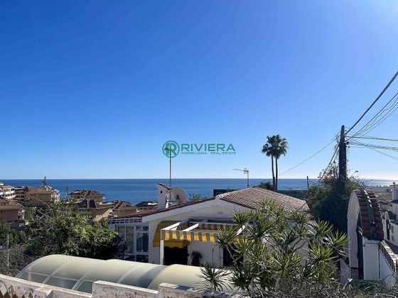 Foto 1 de Xalet en venda a Torreblanca del Sol de 2 habitacions amb terrassa i piscina
