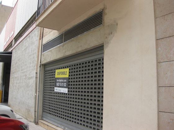 Foto 1 de Local en venda a avenida Caja de Ahorros de 160 m²