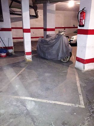 Foto 2 de Venta de garaje en avenida Del General Avilés de 10 m²