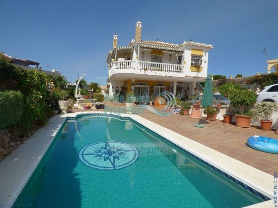 Foto 1 de Casa en venta en Centro - Vélez-Málaga de 5 habitaciones con terraza y piscina