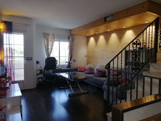 Foto 2 de Dúplex en venda a Rincón de Beniscornia de 3 habitacions amb terrassa i garatge