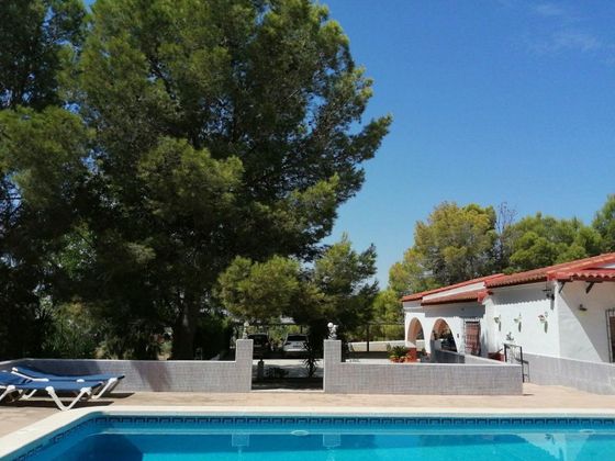 Foto 1 de Xalet en venda a El Romeral de 4 habitacions amb terrassa i piscina