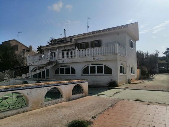 Foto 1 de Xalet en venda a La Alcayna de 6 habitacions amb terrassa i piscina
