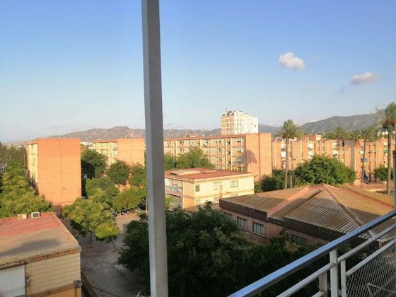 Foto 2 de Venta de piso en Vistabella de 2 habitaciones con balcón y aire acondicionado