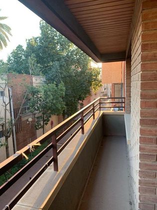Foto 1 de Pis en venda a Beniaján de 4 habitacions amb garatge i balcó