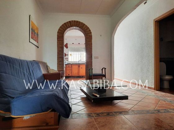 Foto 1 de Casa adossada en venda a Benisanó de 6 habitacions amb terrassa i balcó