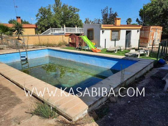 Foto 1 de Venta de chalet en Turís de 1 habitación con terraza y piscina