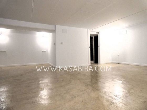 Foto 2 de Piso en venta en Vara de Quart de 2 habitaciones con terraza y garaje