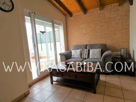 Foto 1 de Ático en alquiler en La Petxina de 2 habitaciones con terraza y muebles