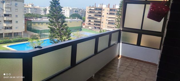 Foto 1 de Piso en alquiler en Puerta Blanca de 3 habitaciones con terraza y piscina