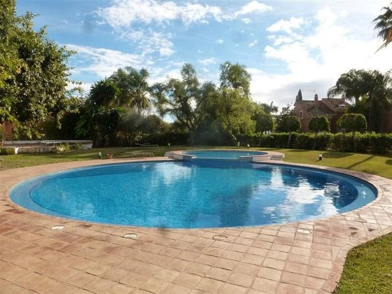 Foto 1 de Casa adossada en lloguer a Nueva Alcántara de 4 habitacions amb terrassa i piscina