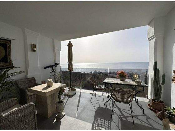 Foto 2 de Ático en venta en Chullera de 2 habitaciones con terraza y piscina