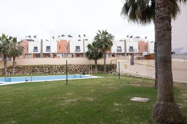 Foto 1 de Pis en venda a Melilla de 4 habitacions amb terrassa i piscina
