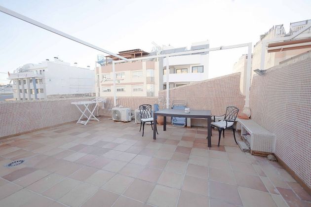 Foto 1 de Ático en venta en Melilla de 5 habitaciones con terraza y piscina
