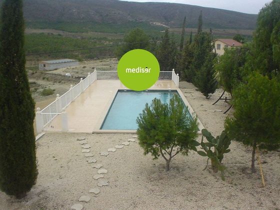 Foto 1 de Casa rural en venda a Cieza de 3 habitacions amb terrassa i piscina