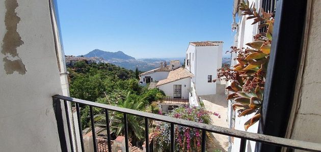 Foto 2 de Casa adossada en venda a Gaucín de 3 habitacions amb terrassa i balcó