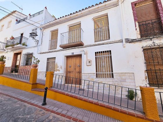 Foto 1 de Casa adossada en venda a Cortes de la Frontera de 4 habitacions amb terrassa i piscina