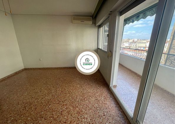 Foto 1 de Venta de piso en avenida Martínez Campos de 4 habitaciones con balcón y aire acondicionado