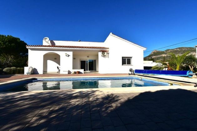 Foto 1 de Chalet en venta en Palma de Gandía de 3 habitaciones con terraza y piscina