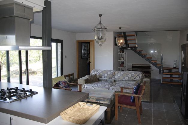 Foto 1 de Chalet en venta en Aldeanueva del Camino de 2 habitaciones con terraza y jardín