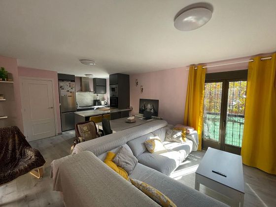 Foto 2 de Casa en venda a Plasencia de 4 habitacions amb balcó i aire acondicionat