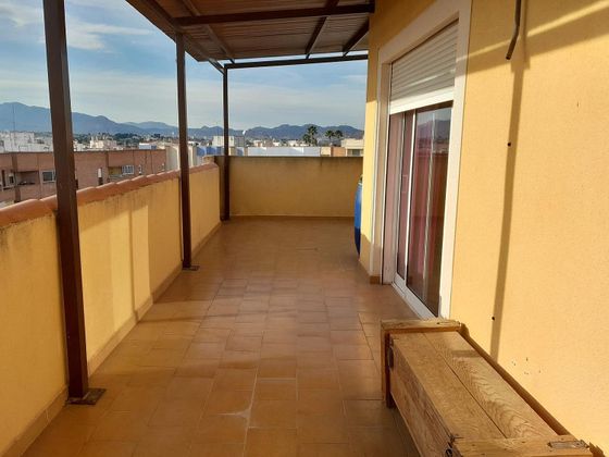 Foto 1 de Àtic en venda a calle La Acequia de 3 habitacions amb terrassa i garatge