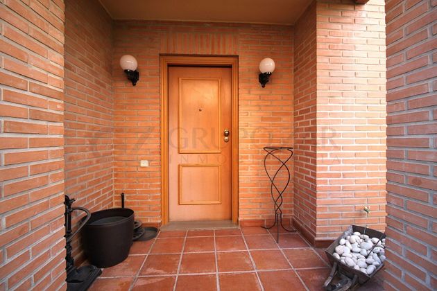 Foto 2 de Venta de casa adosada en Mas Camarena de 5 habitaciones con terraza y piscina