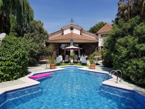 Foto 1 de Casa en venta en Santa Amalia de 6 habitaciones con terraza y piscina