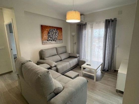 Foto 2 de Piso en venta en Centro - Mérida de 3 habitaciones con muebles y balcón