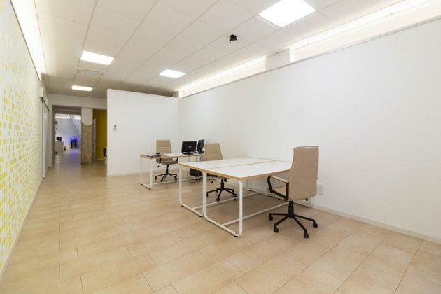 Foto 1 de Oficina en alquiler en calle De Puerto Rico de 135 m²