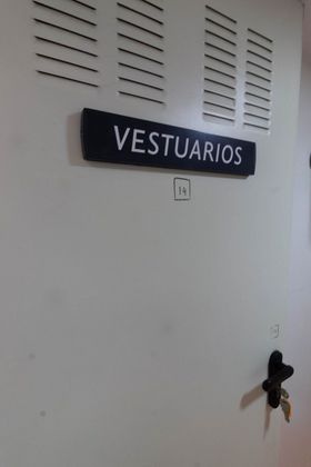 Foto 2 de Oficina en lloguer a calle De Buenos Aires amb garatge
