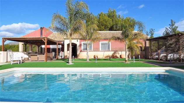 Foto 1 de Xalet en venda a Aledo de 4 habitacions amb terrassa i piscina