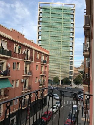 Foto 1 de Venta de piso en Soternes de 2 habitaciones con balcón
