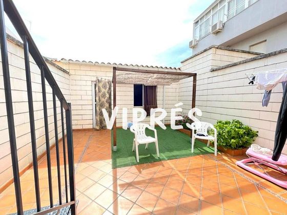Foto 1 de Xalet en venda a Casar de Cáceres de 3 habitacions amb terrassa i garatge