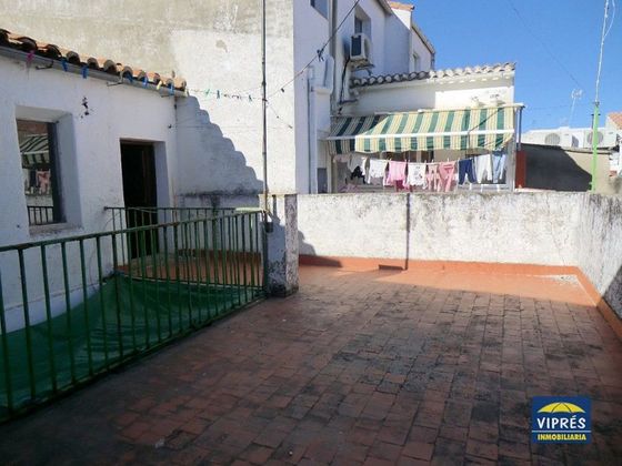 Foto 2 de Casa en venda a Casar de Cáceres de 5 habitacions amb terrassa