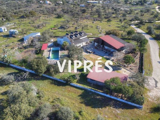 Foto 2 de Casa en venda a Valverde de Mérida de 6 habitacions amb piscina i calefacció
